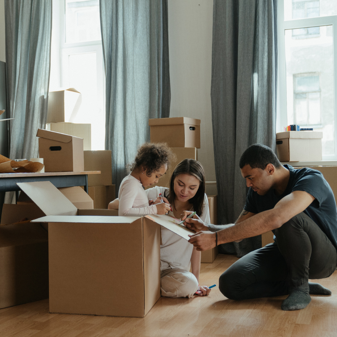 8 Tips for Moving into an Apartment!
