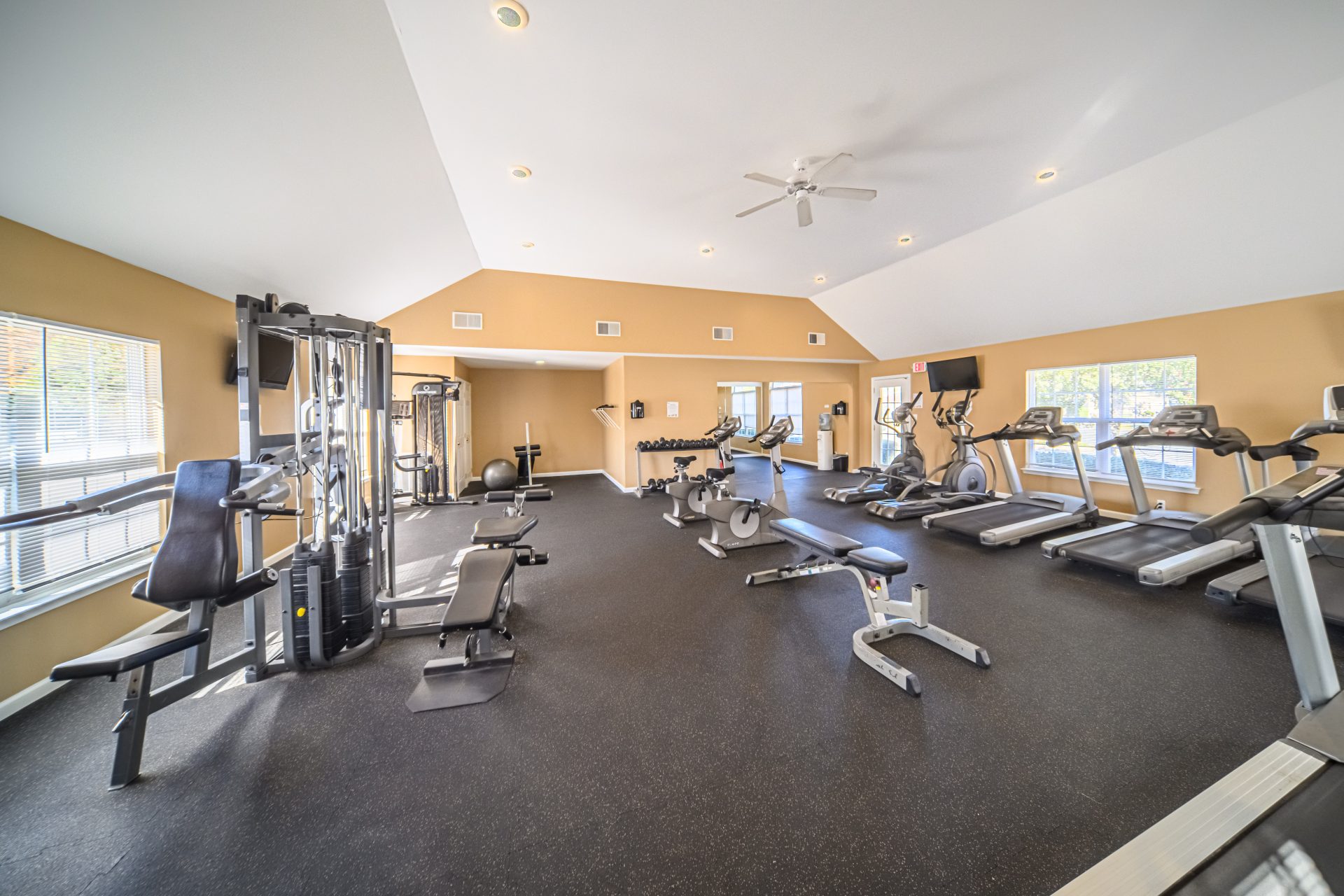 Apartments in Elkton, MD fitness center