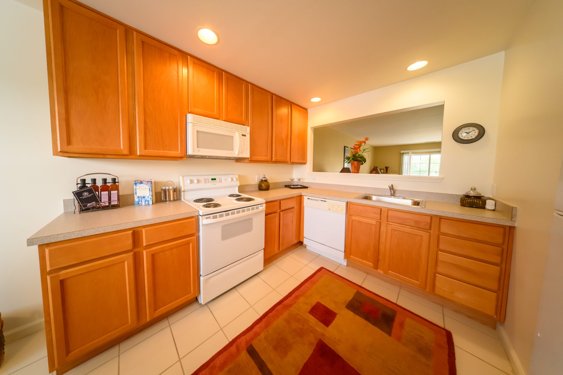 Rockwood Apartments in Newark Delaware kitchen